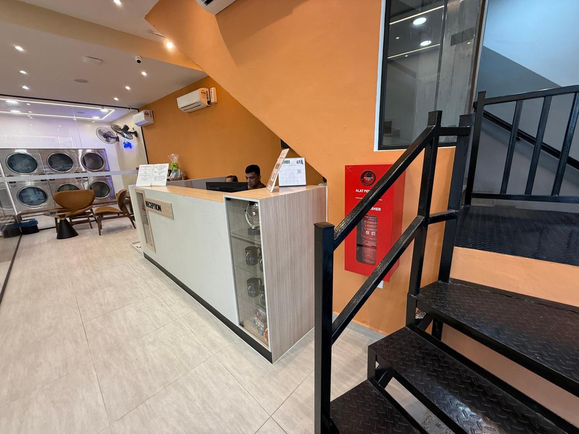 V Hotel Johor Bahru Exterior photo